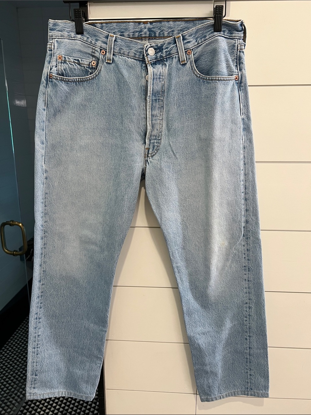 Vintage Levi’s 501XX 1995 light wash